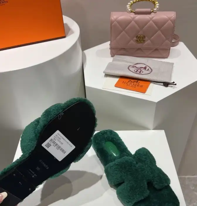 hype Hermes Slippers