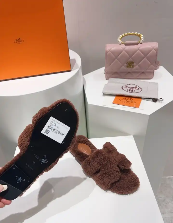 hype Hermes Slippers