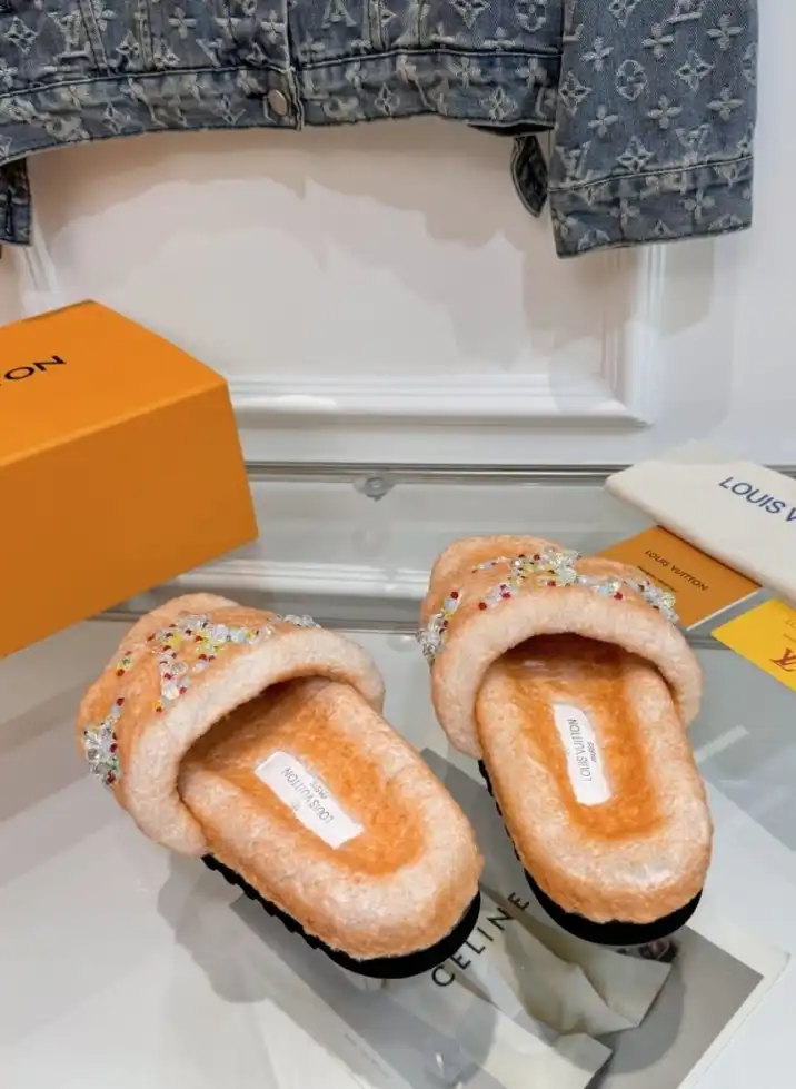 hype LV Slippers