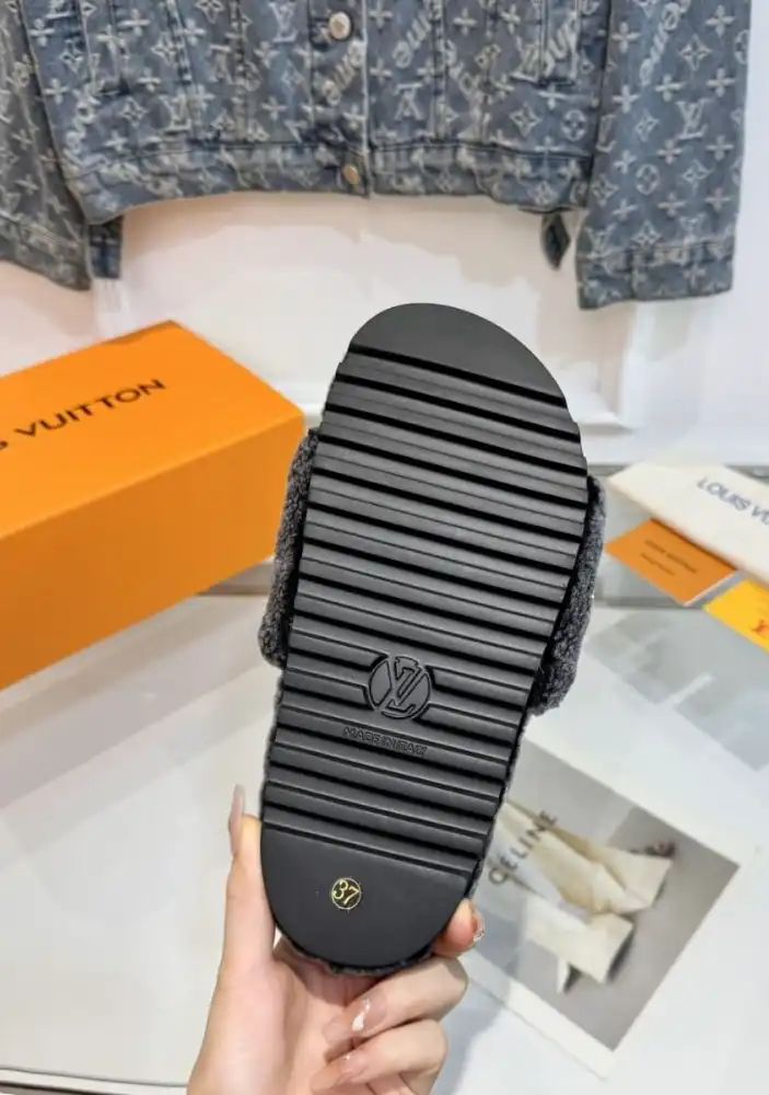 hype LV Slippers