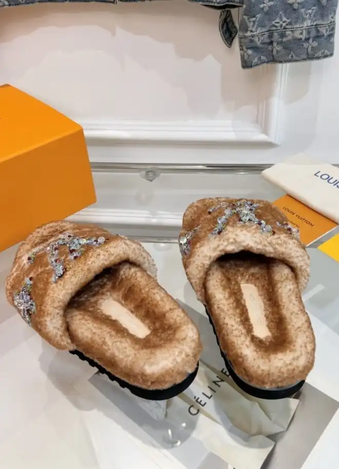 hype LV Slippers