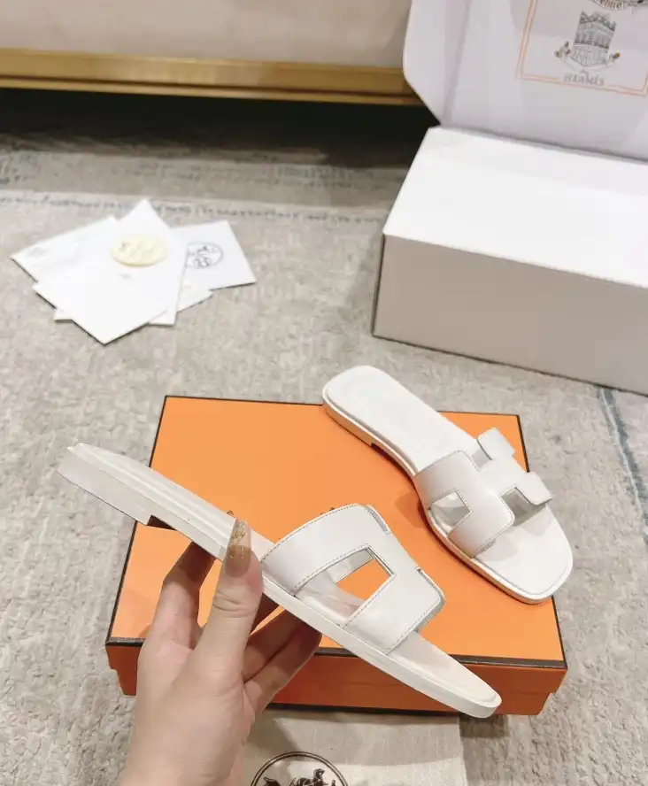 hype Hermes Slippers