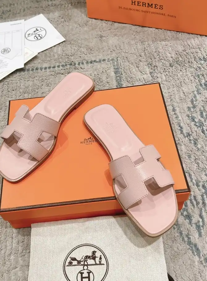 hype Hermes Slippers