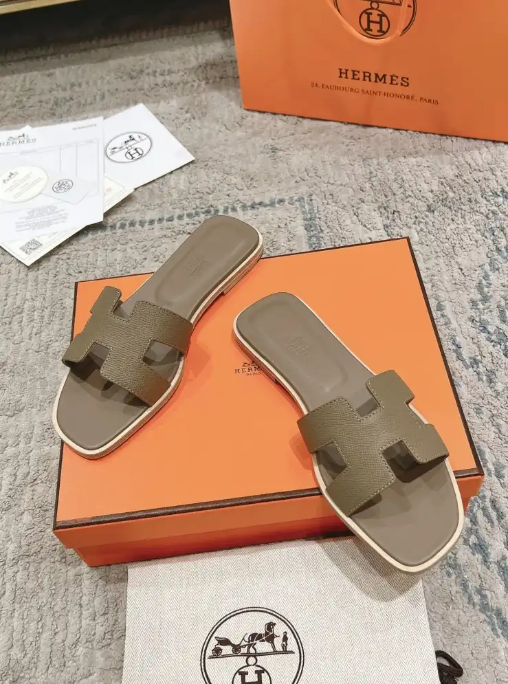 hype Hermes Slippers