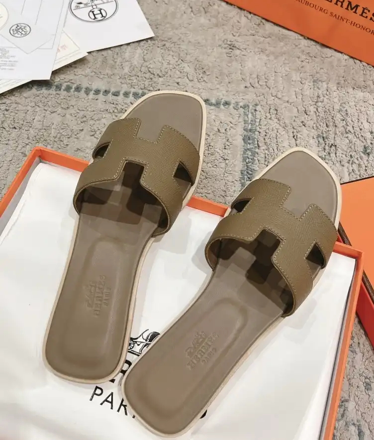 hype Hermes Slippers