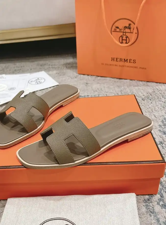 hype Hermes Slippers