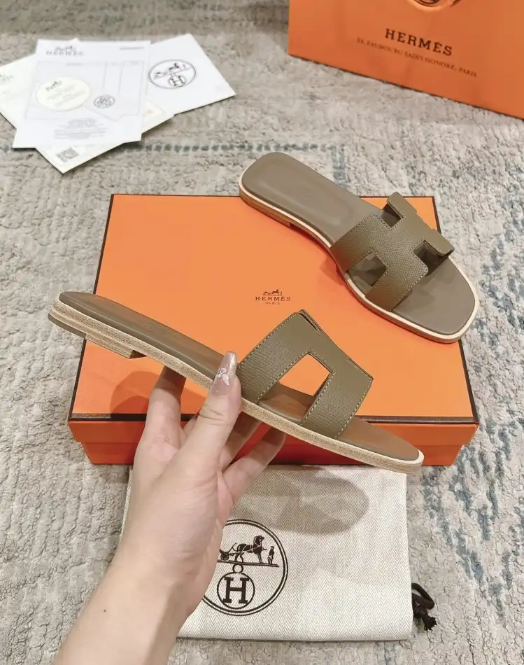 hype Hermes Slippers