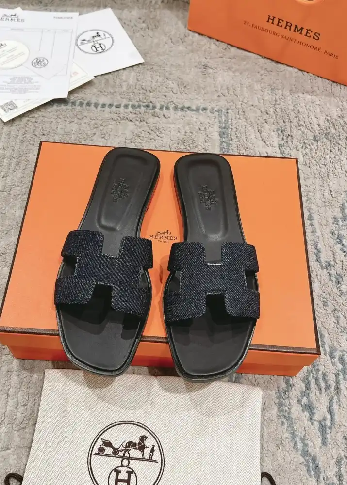 hype Hermes Slippers