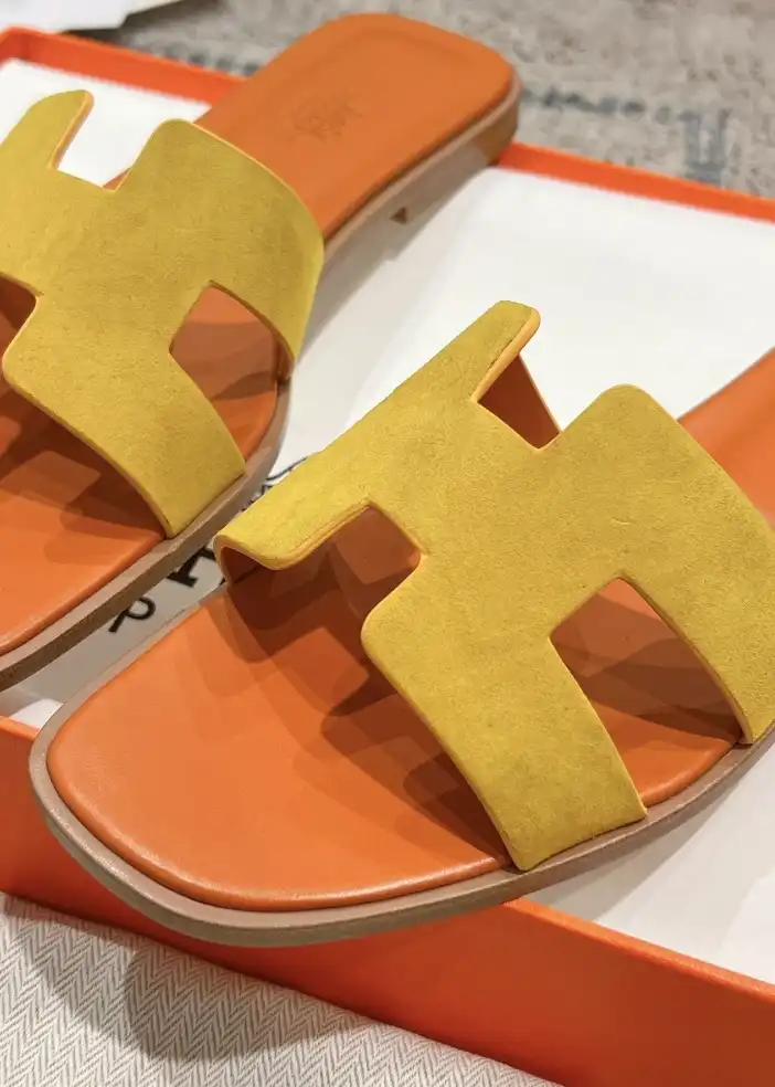 hype Hermes Slippers