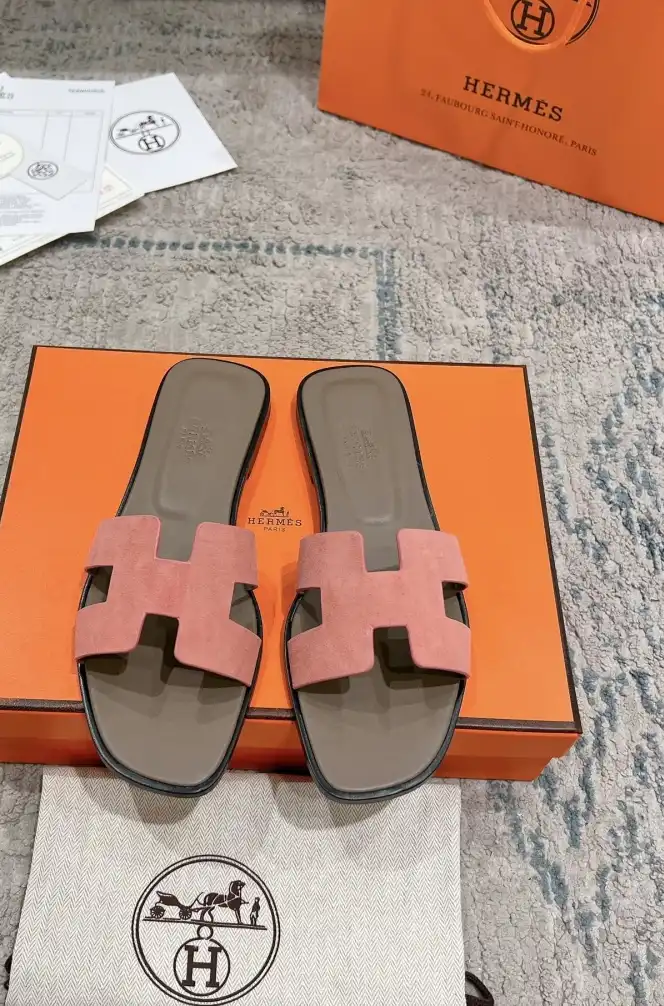 hype Hermes Slippers