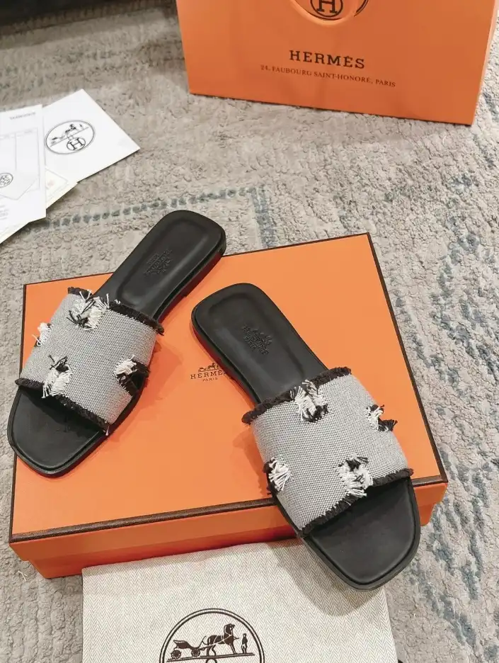 hype Hermes Slippers