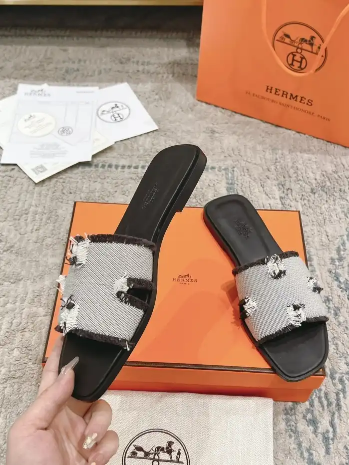 hype Hermes Slippers