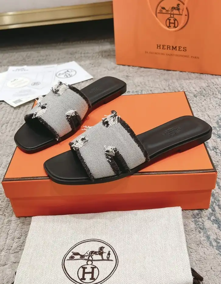 hype Hermes Slippers