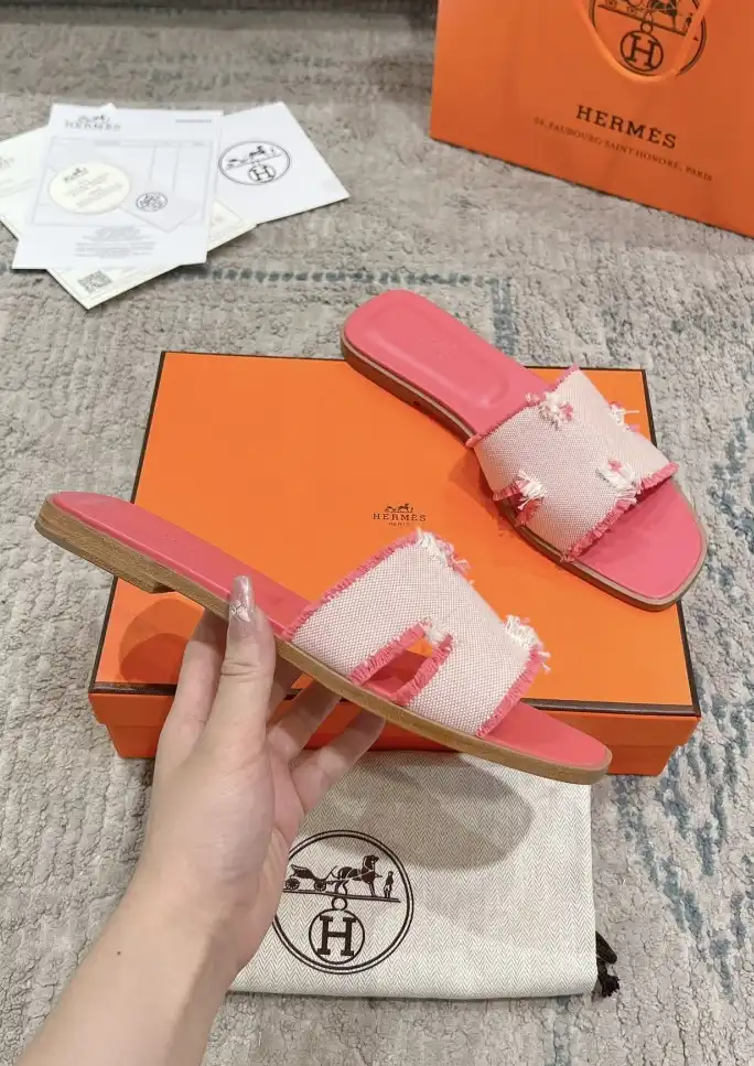 hype Hermes Slippers