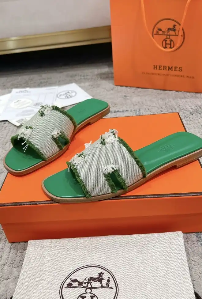 hype Hermes Slippers