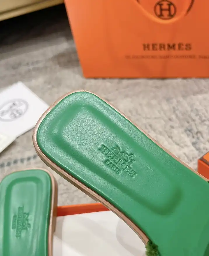 hype Hermes Slippers