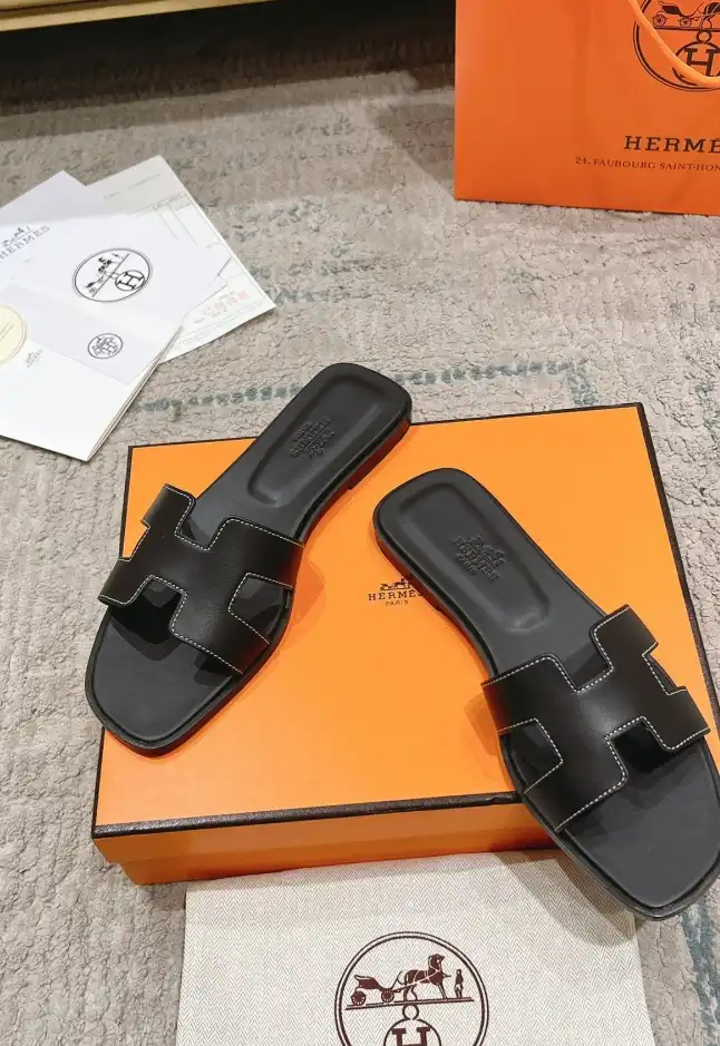 hype Hermes Slippers