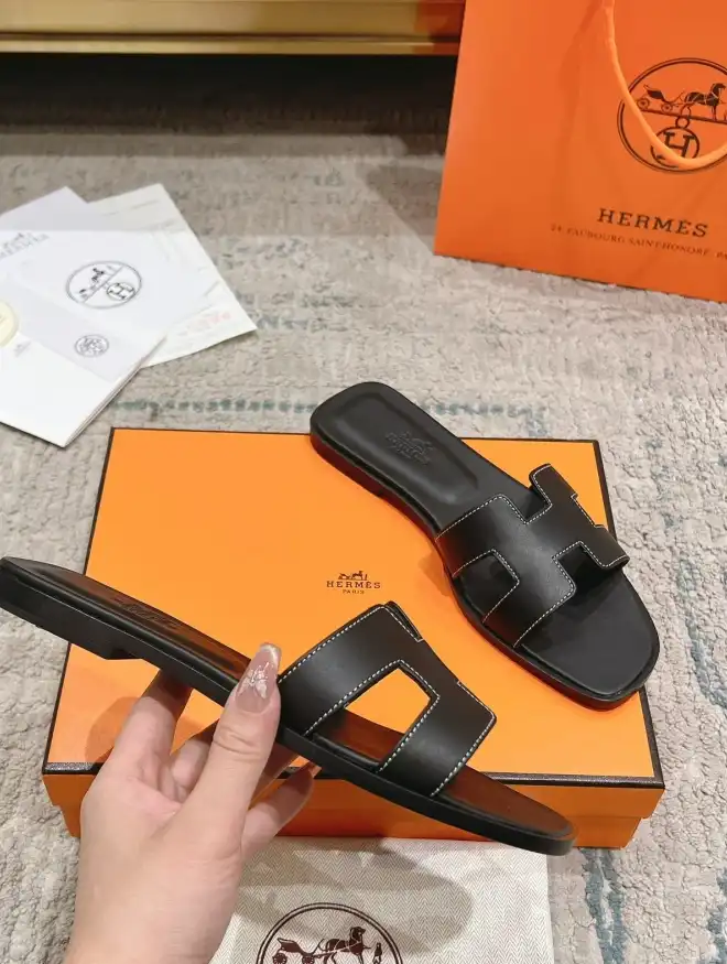 hype Hermes Slippers