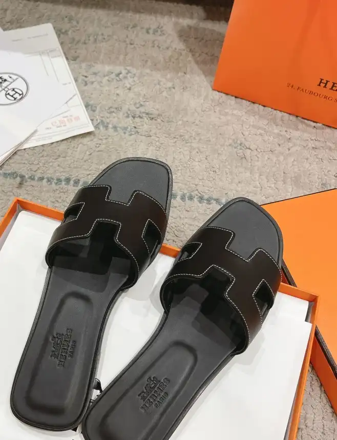 hype Hermes Slippers