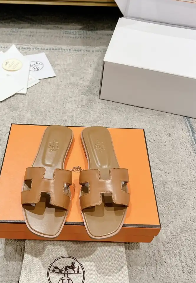 hype Hermes Slippers