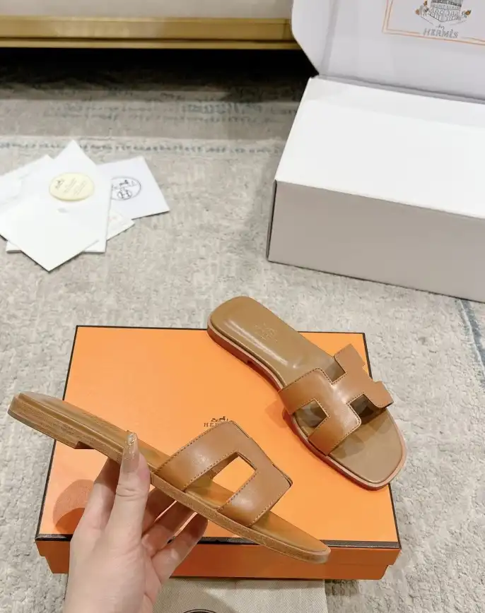 hype Hermes Slippers