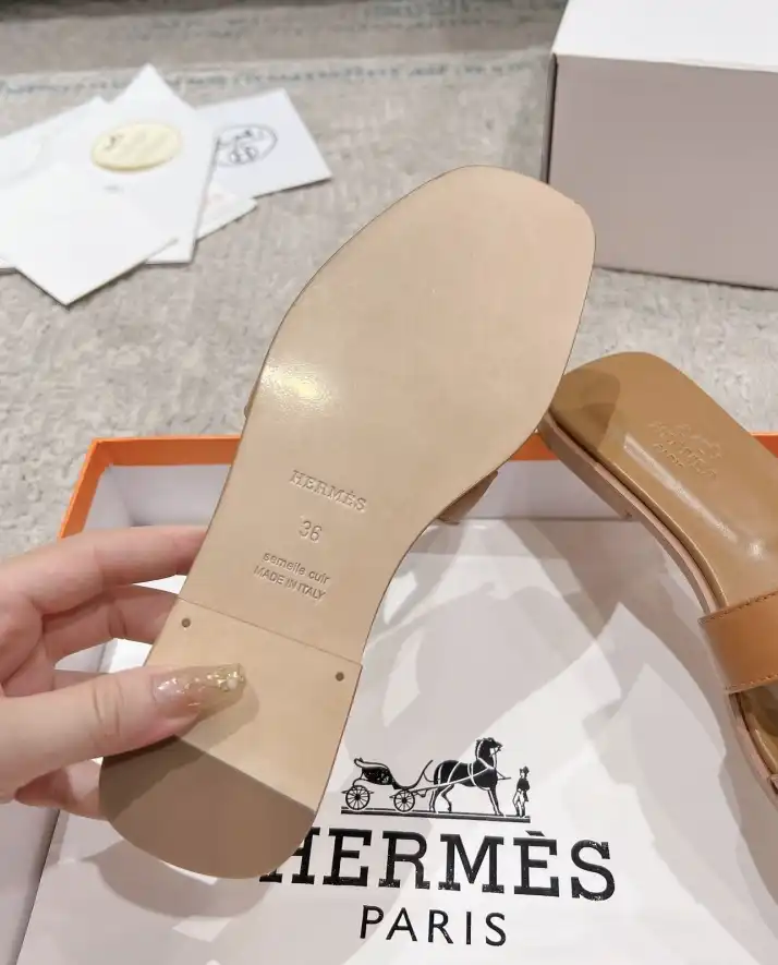 hype Hermes Slippers