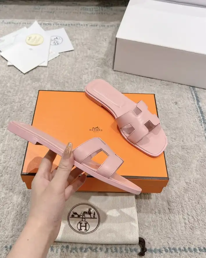 hype Hermes Slippers