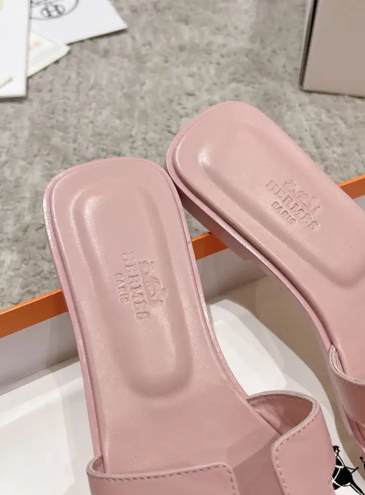 hype Hermes Slippers