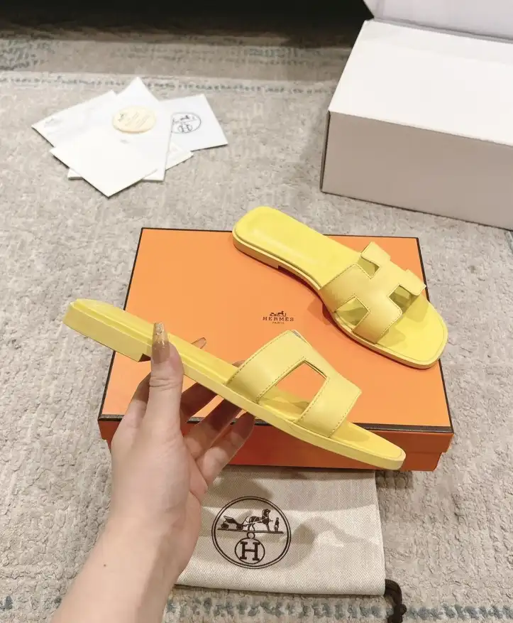 hype Hermes Slippers