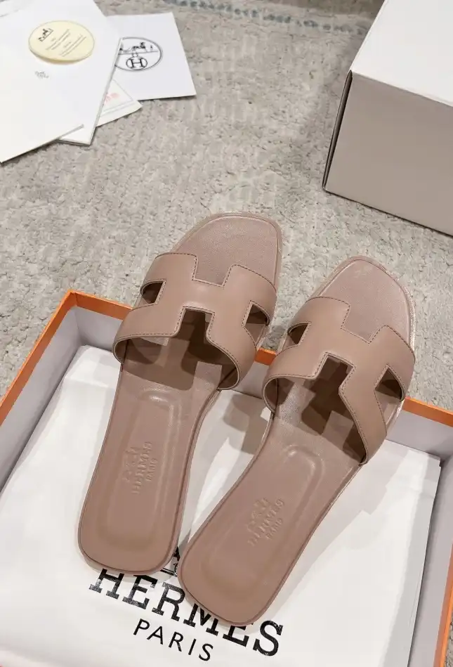 hype Hermes Slippers