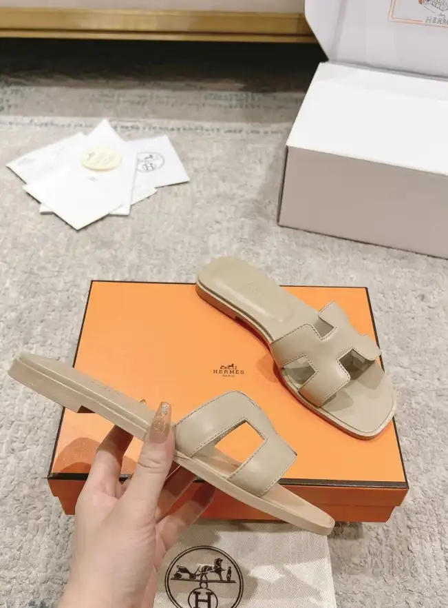 hype Hermes Slippers