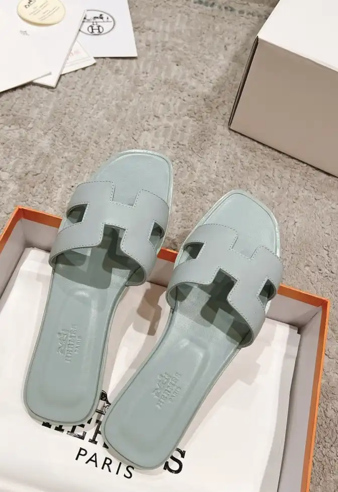 hype Hermes Slippers