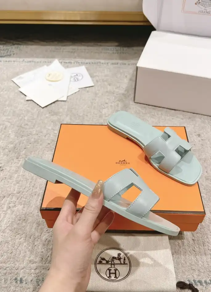 hype Hermes Slippers