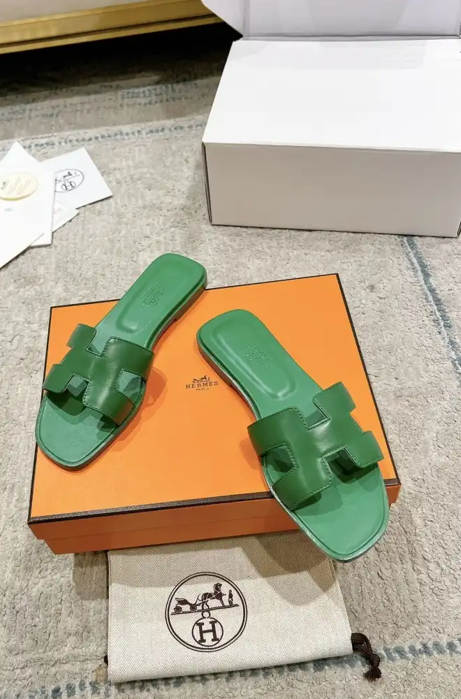 hype Hermes Slippers