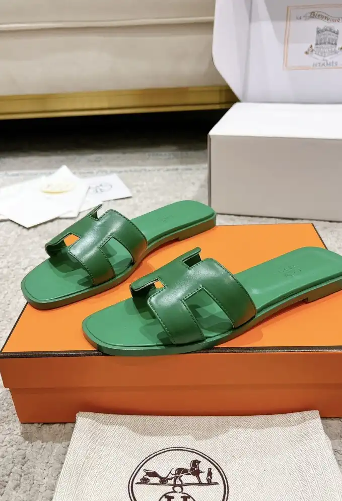 hype Hermes Slippers