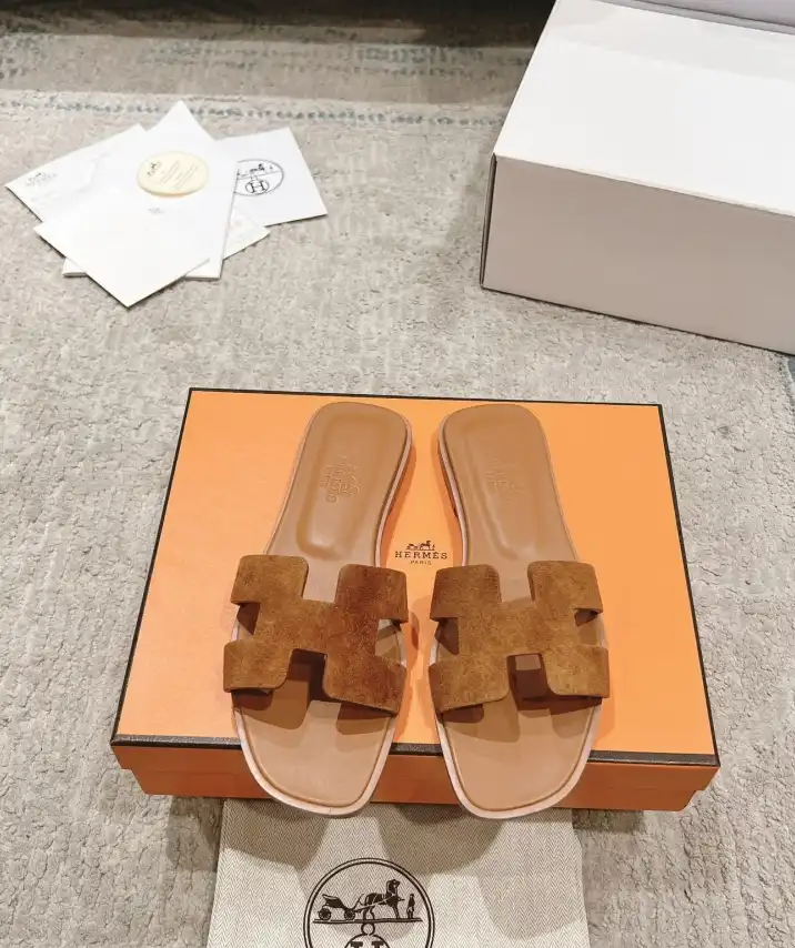 hype Hermes Slippers