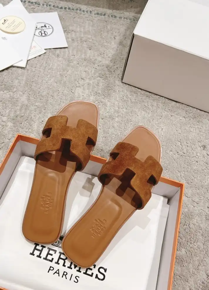 hype Hermes Slippers