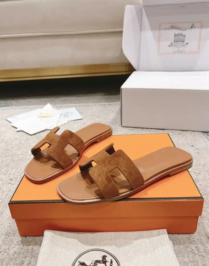 hype Hermes Slippers