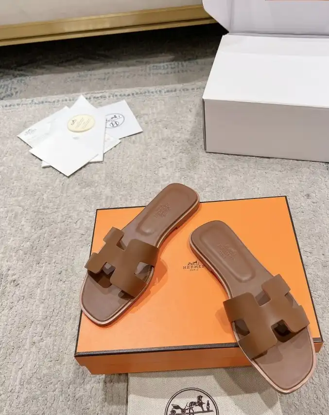 hype Hermes Slippers