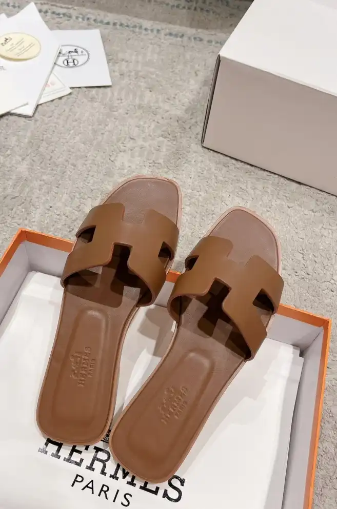 hype Hermes Slippers