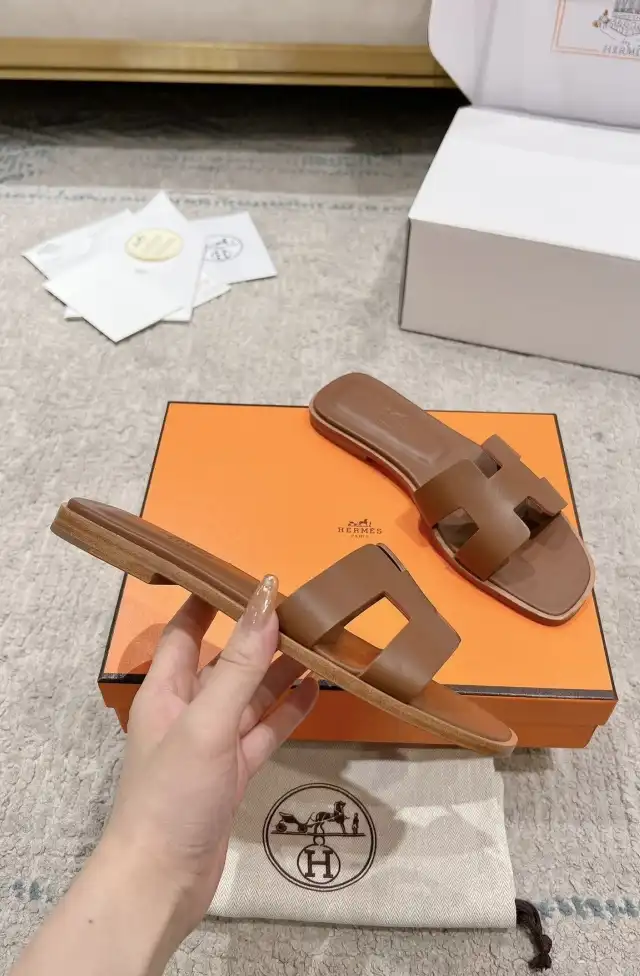 hype Hermes Slippers