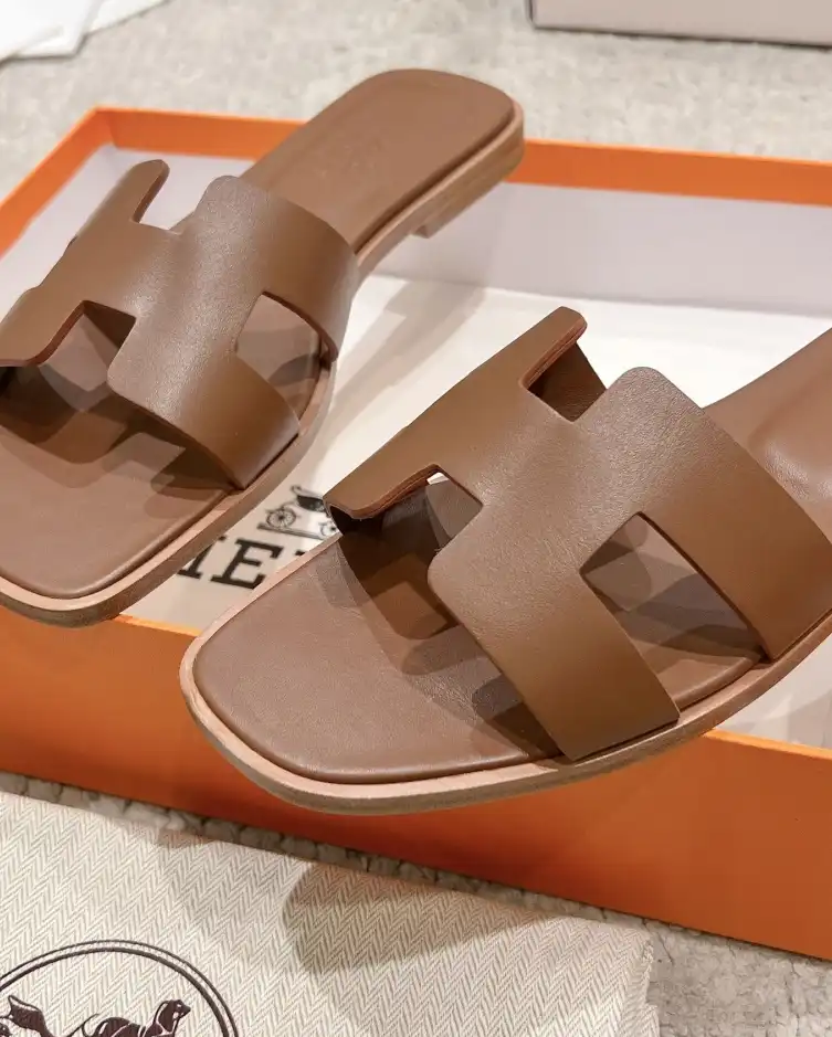 hype Hermes Slippers