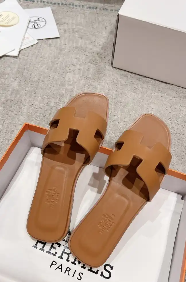 hype Hermes Slippers