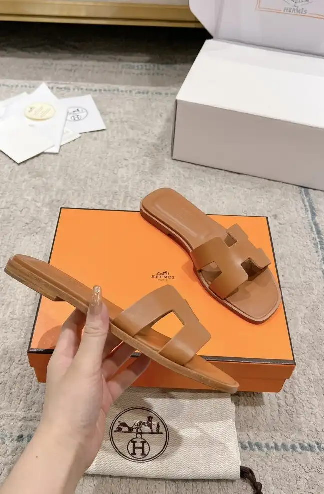 hype Hermes Slippers