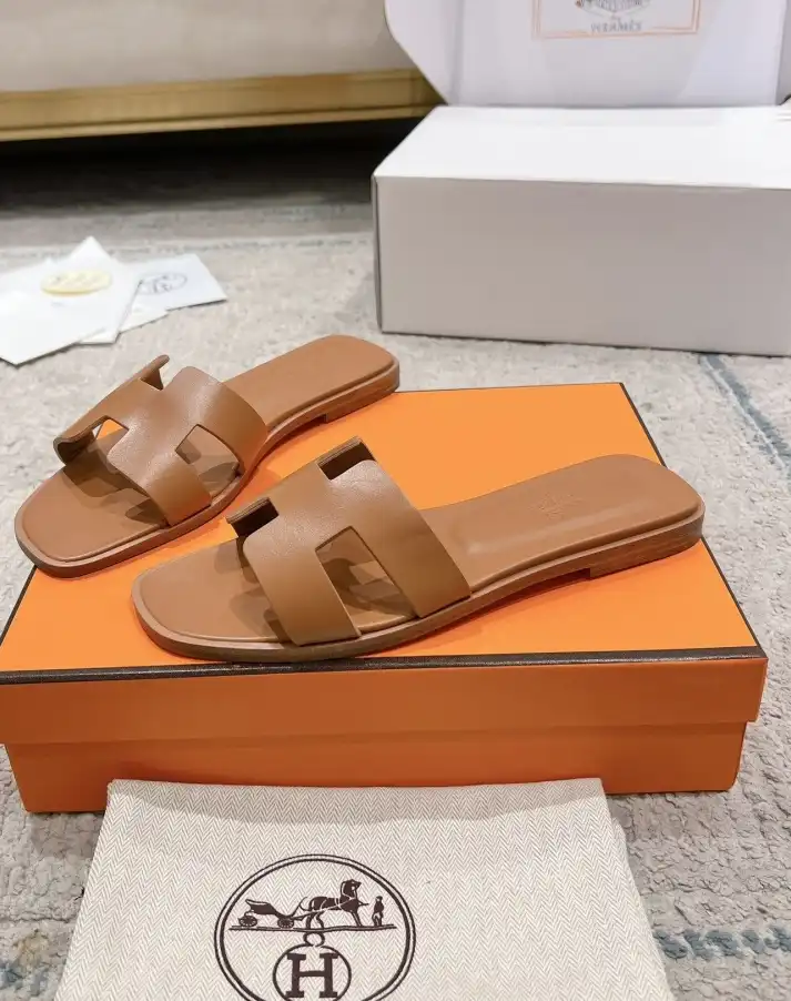 hype Hermes Slippers