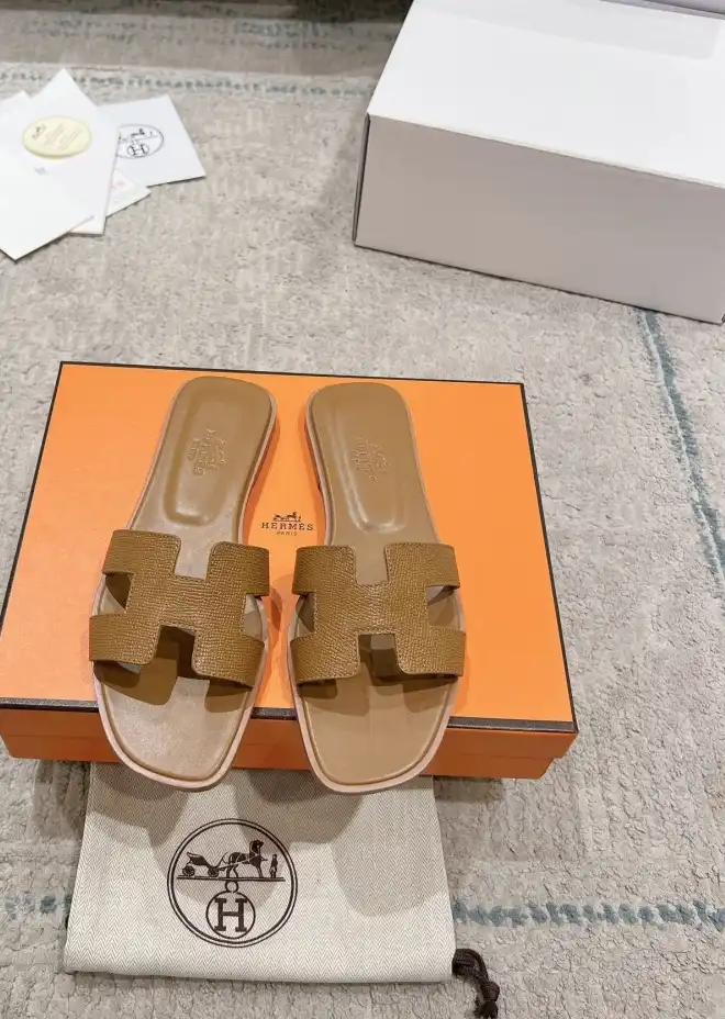 hype Hermes Slippers