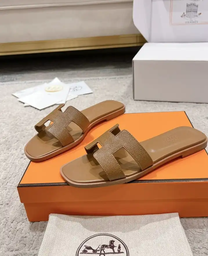 hype Hermes Slippers