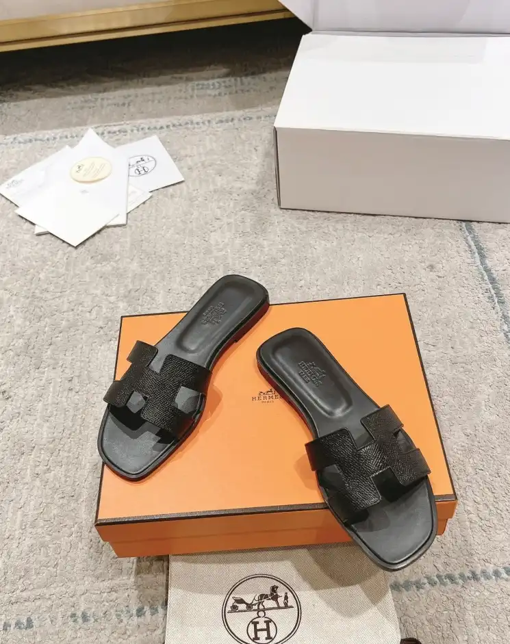 hype Hermes Slippers