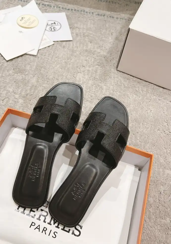 hype Hermes Slippers