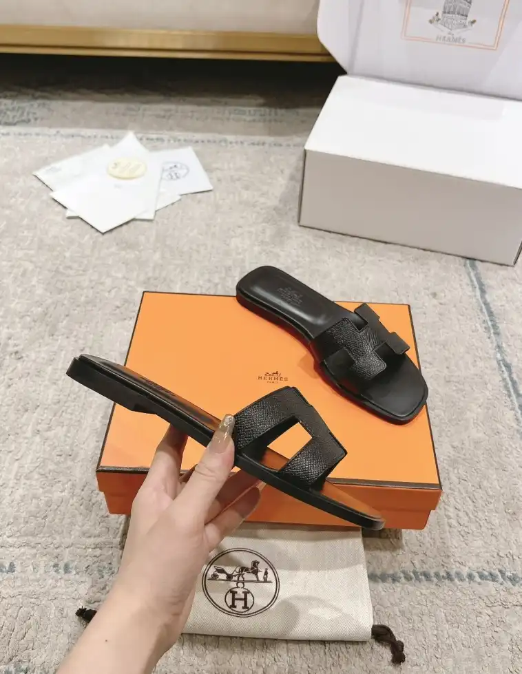 hype Hermes Slippers